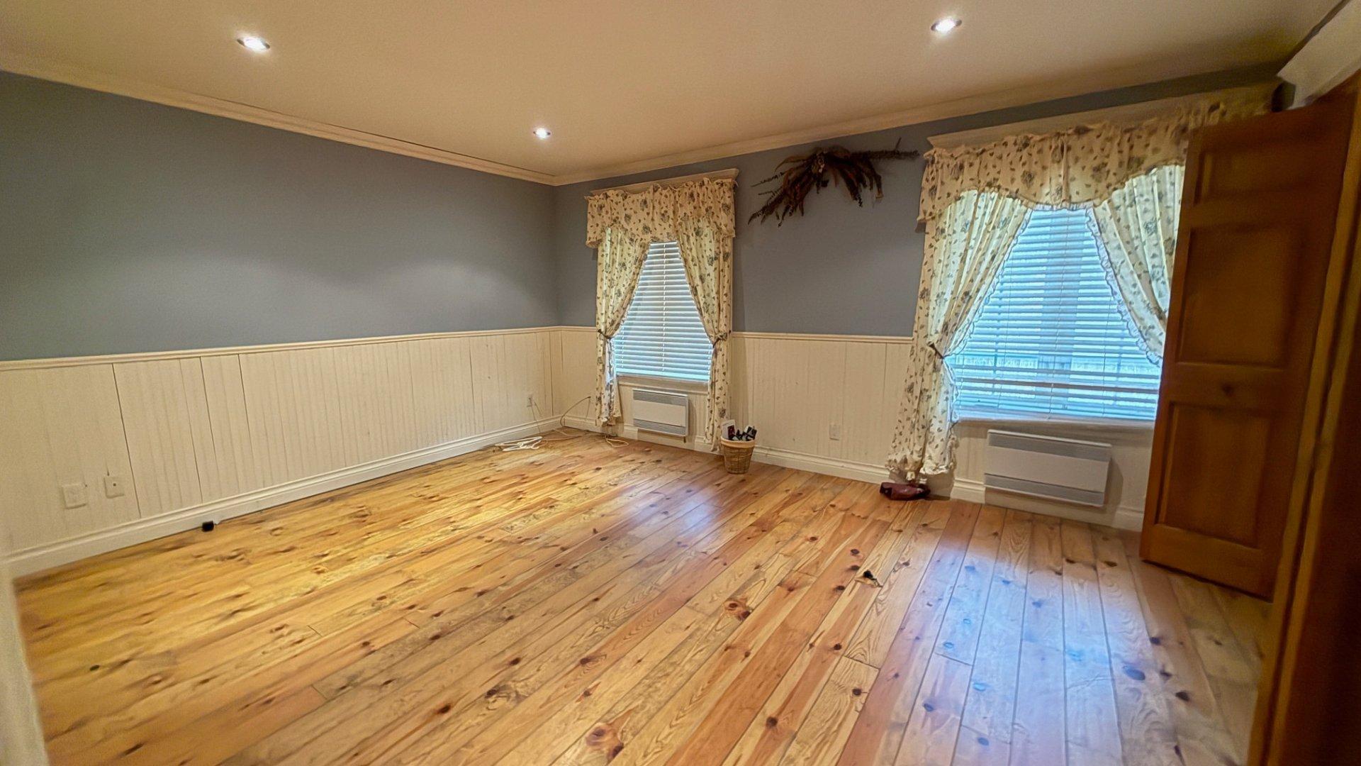 









60


Rue Maréchal-Ferrant

,
Saint-Calixte,




QC
J0K1Z0

