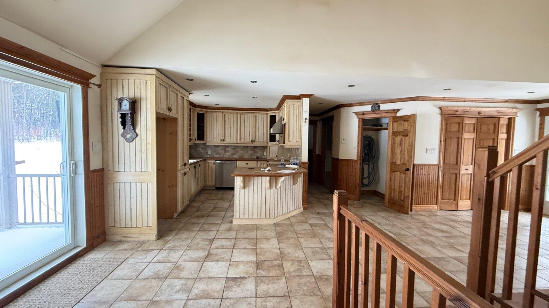 









60


Rue Maréchal-Ferrant

,
Saint-Calixte,




QC
J0K1Z0

