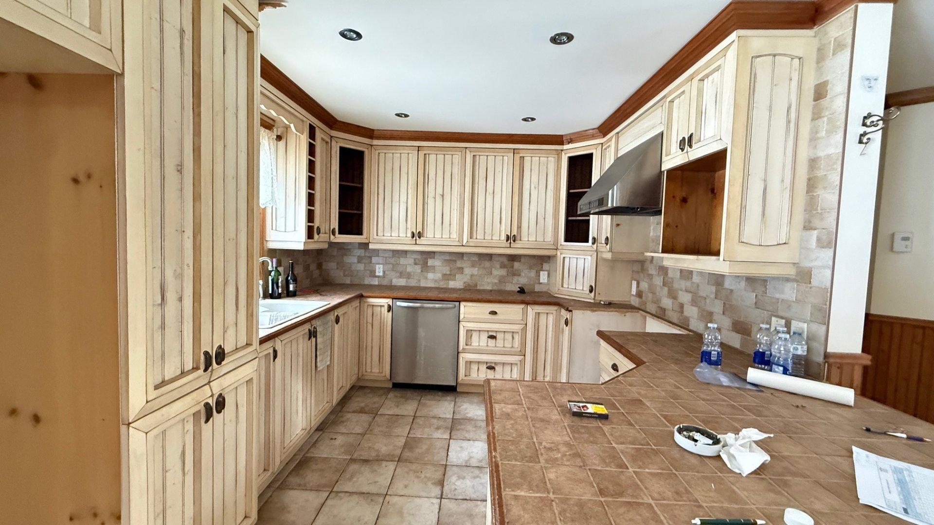 









60


Rue Maréchal-Ferrant

,
Saint-Calixte,




QC
J0K1Z0

