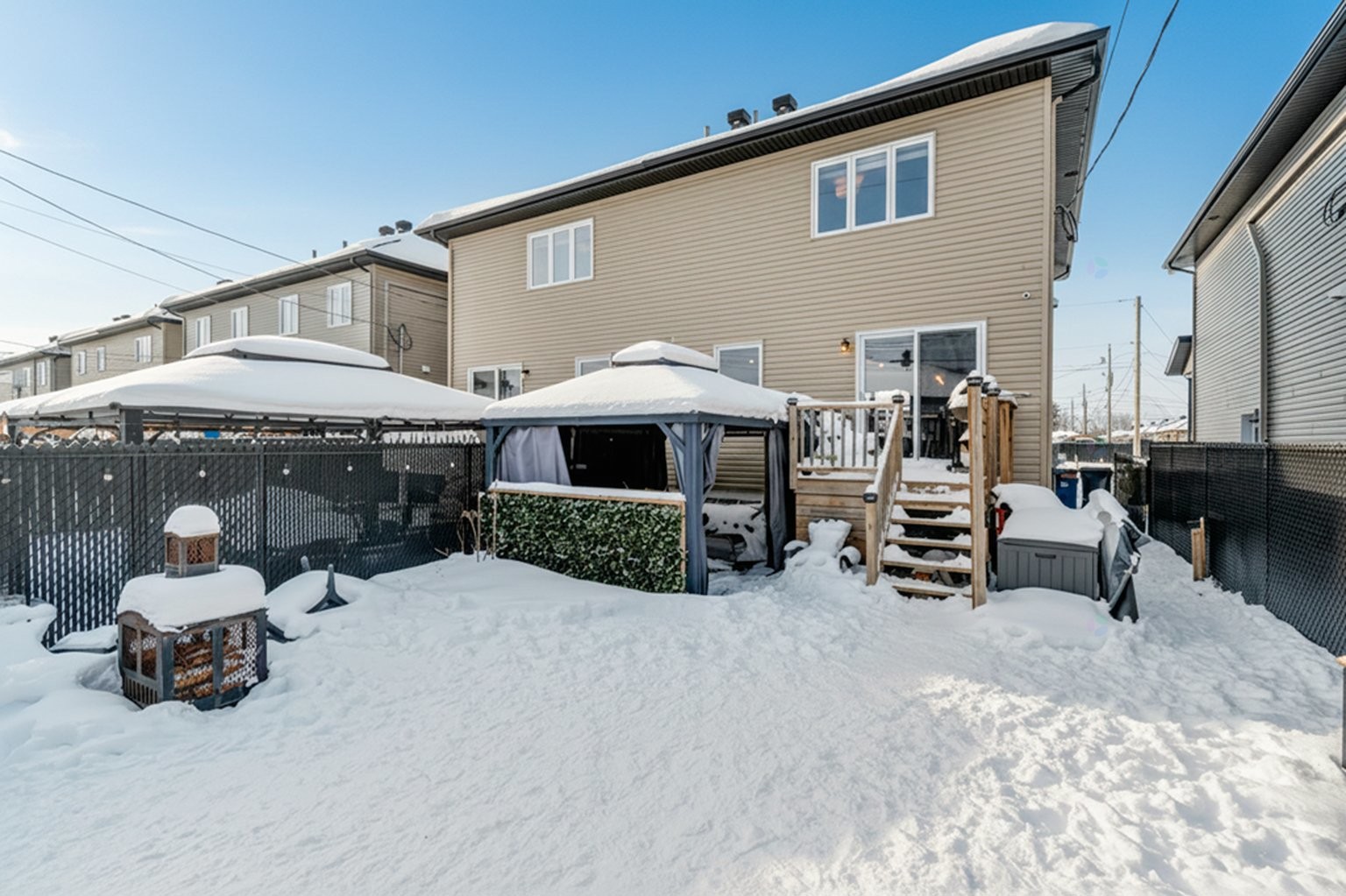 









820


Rue Ste-Marie

,
Saint-Roch-de-Richelieu,




QC
J0L2M0

