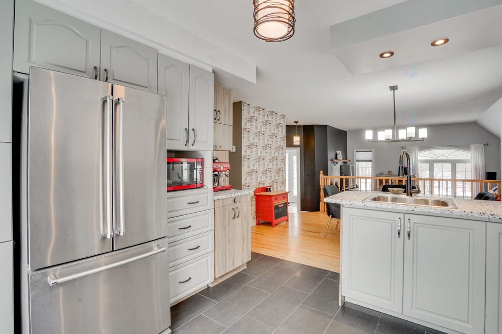 









72


Rue de Bouchette

,
Cantley,




QC
J8V3L8

