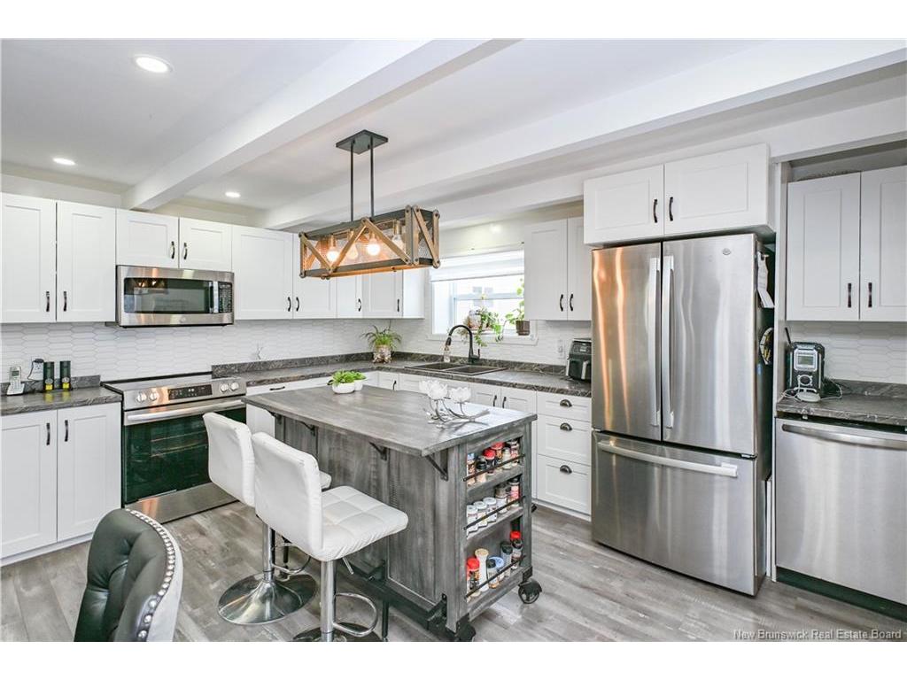 









927


Paquetville

RD,
Bas-Paquetville,




NB
E8R 1E7

