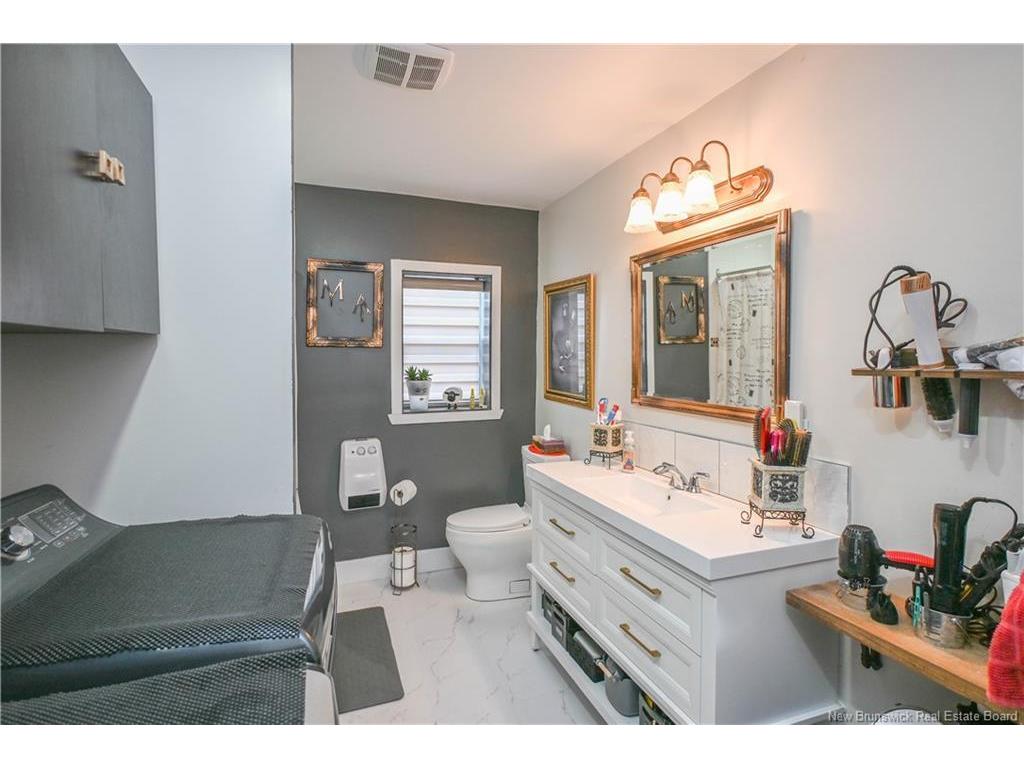 









927


Paquetville

RD,
Bas-Paquetville,




NB
E8R 1E7

