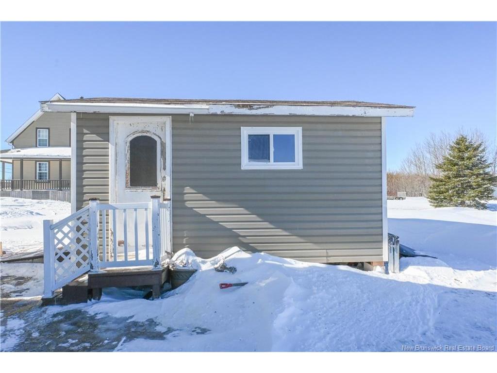 









927


Paquetville

RD,
Bas-Paquetville,




NB
E8R 1E7


