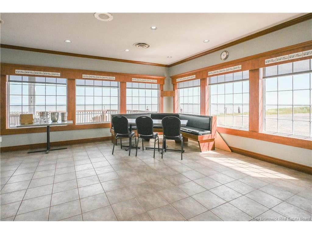 









89


Saint-Pierre Est

BLVD,
Caraquet,




NB
E1W 1B6

