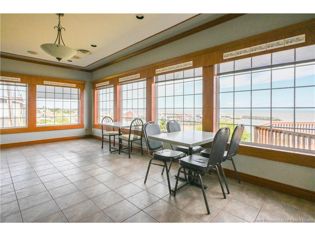 









89


Saint-Pierre Est

BLVD,
Caraquet,




NB
E1W 1B6

