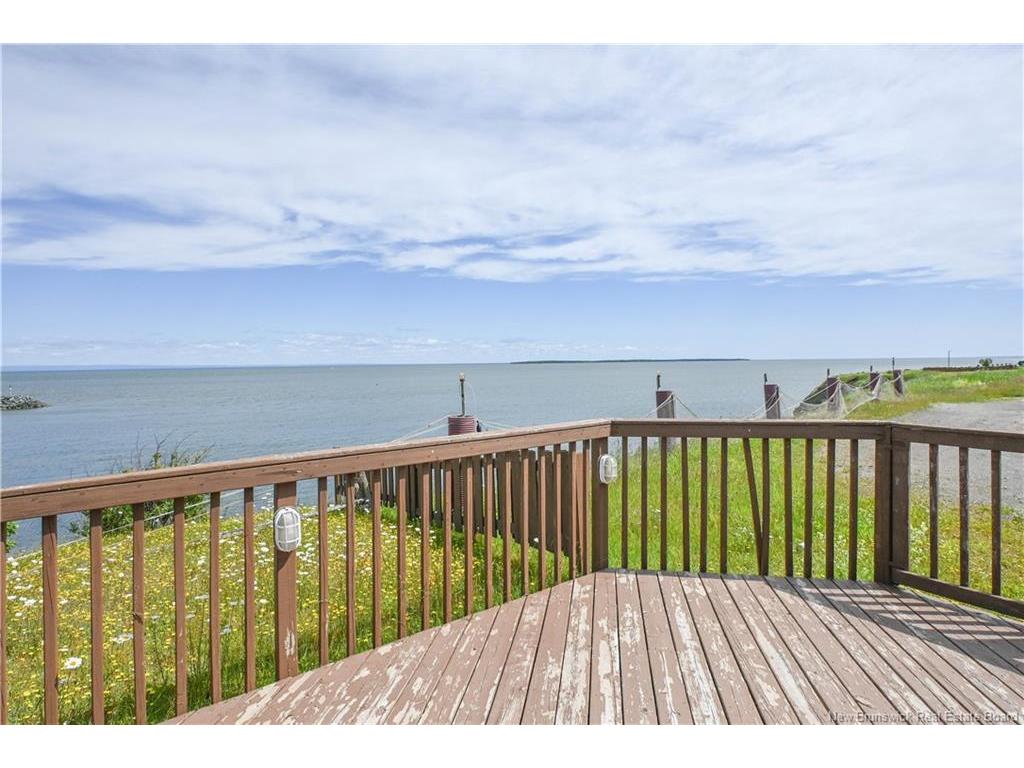 









89


Saint-Pierre Est

BLVD,
Caraquet,




NB
E1W 1B6

