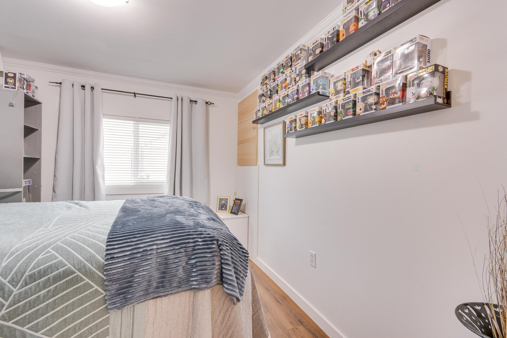 









27


7e Avenue O.

,
Gatineau (Gatineau),




QC
J8T6J4

