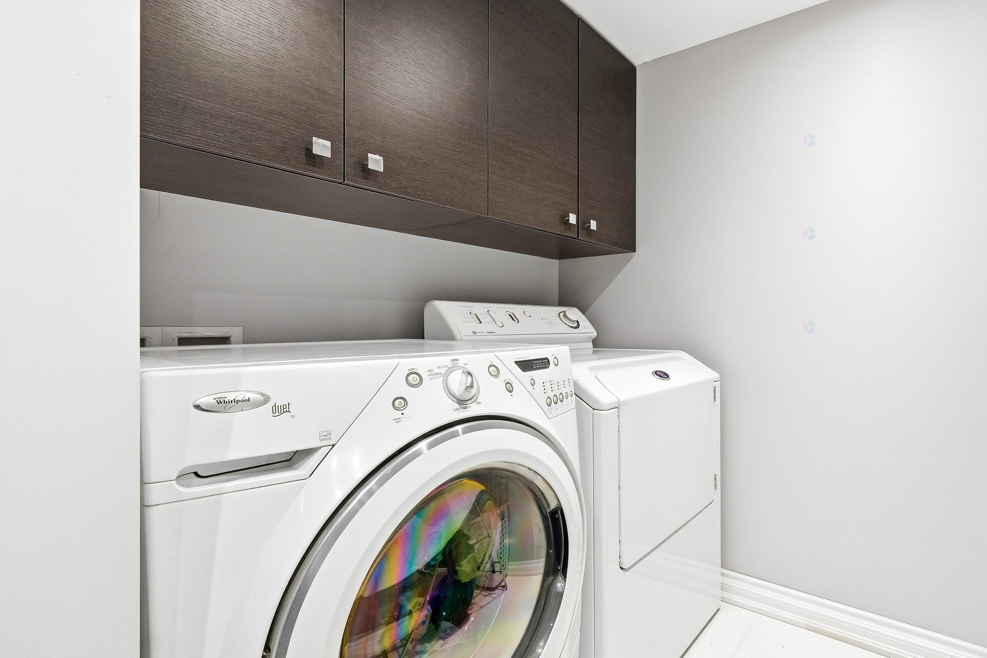 









942


Av. De Salaberry

,
Chambly,




QC
J3L1R4

