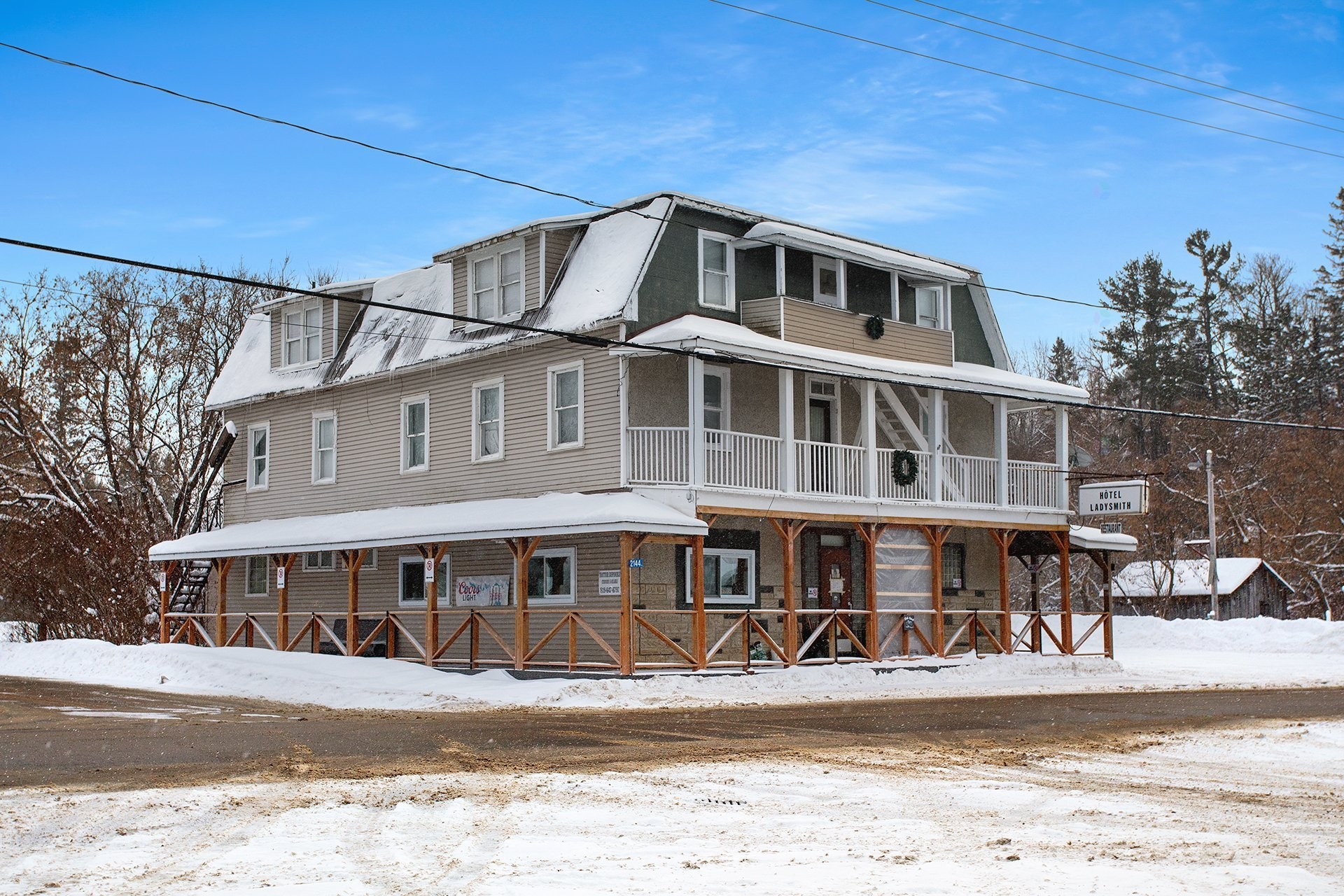 









2144


Route 303

,
Thorne,




QC
J0X2A0

