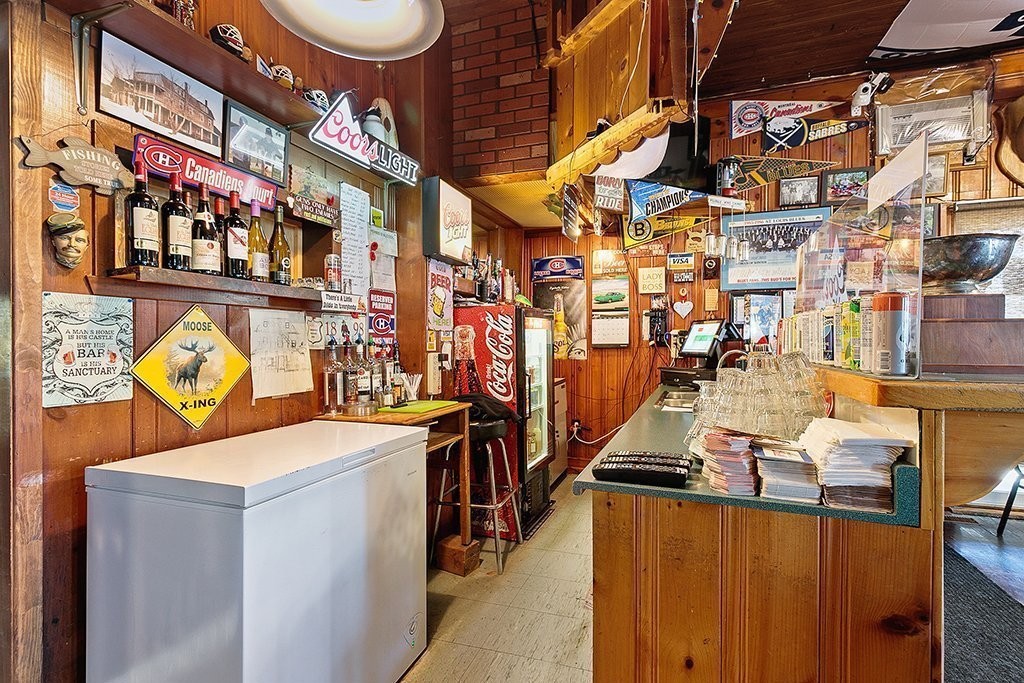 









2144


Route 303

,
Thorne,




QC
J0X2A0

