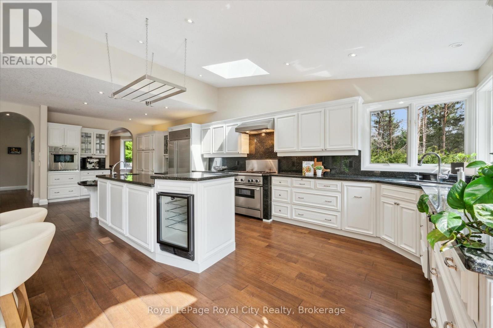 












159 CARTER ROAD

,
Puslinch,




Ontario
N0B2J0

