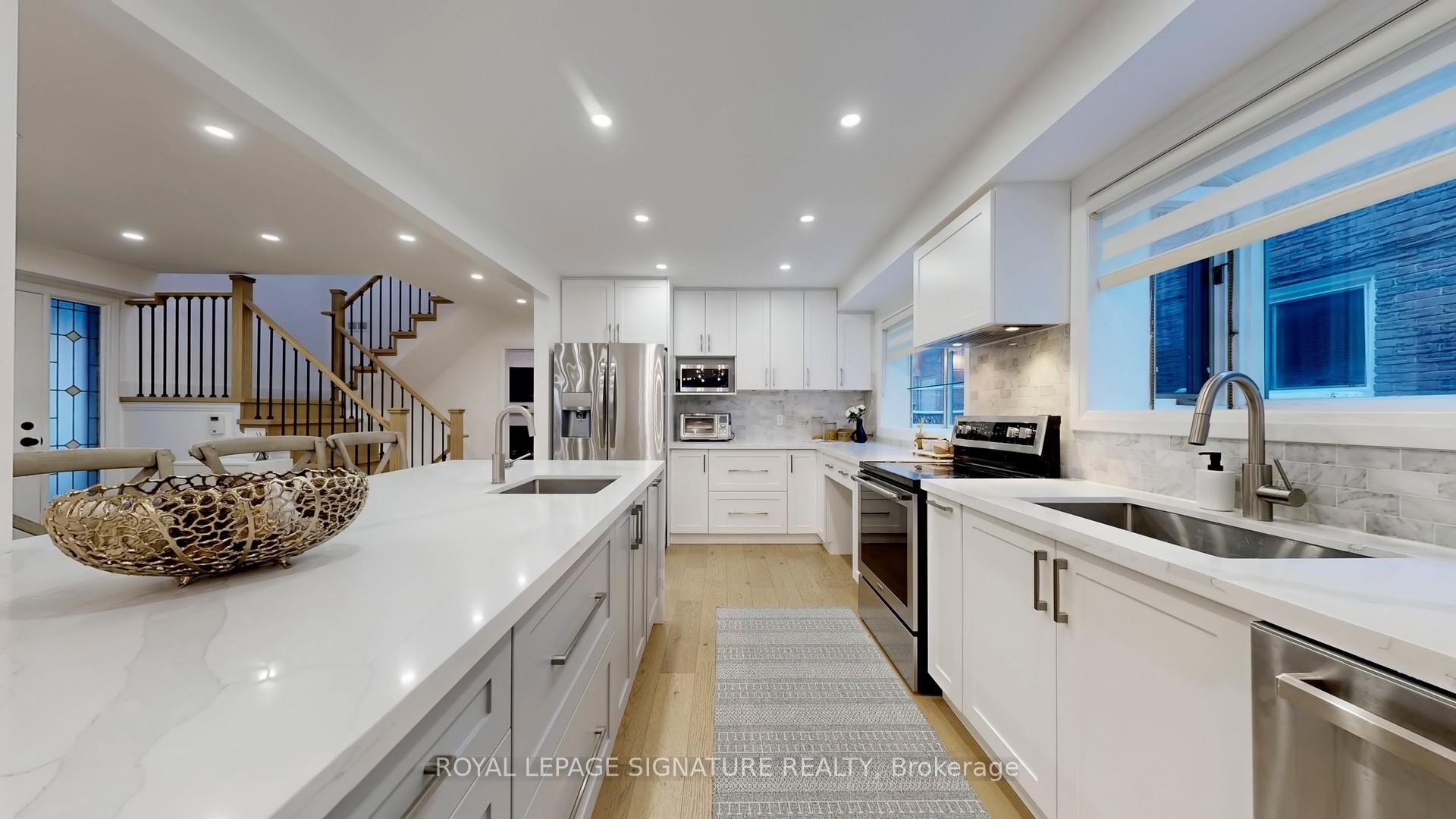 









3


Freeman

Road,
Markham,




ON
L3P 4E9

