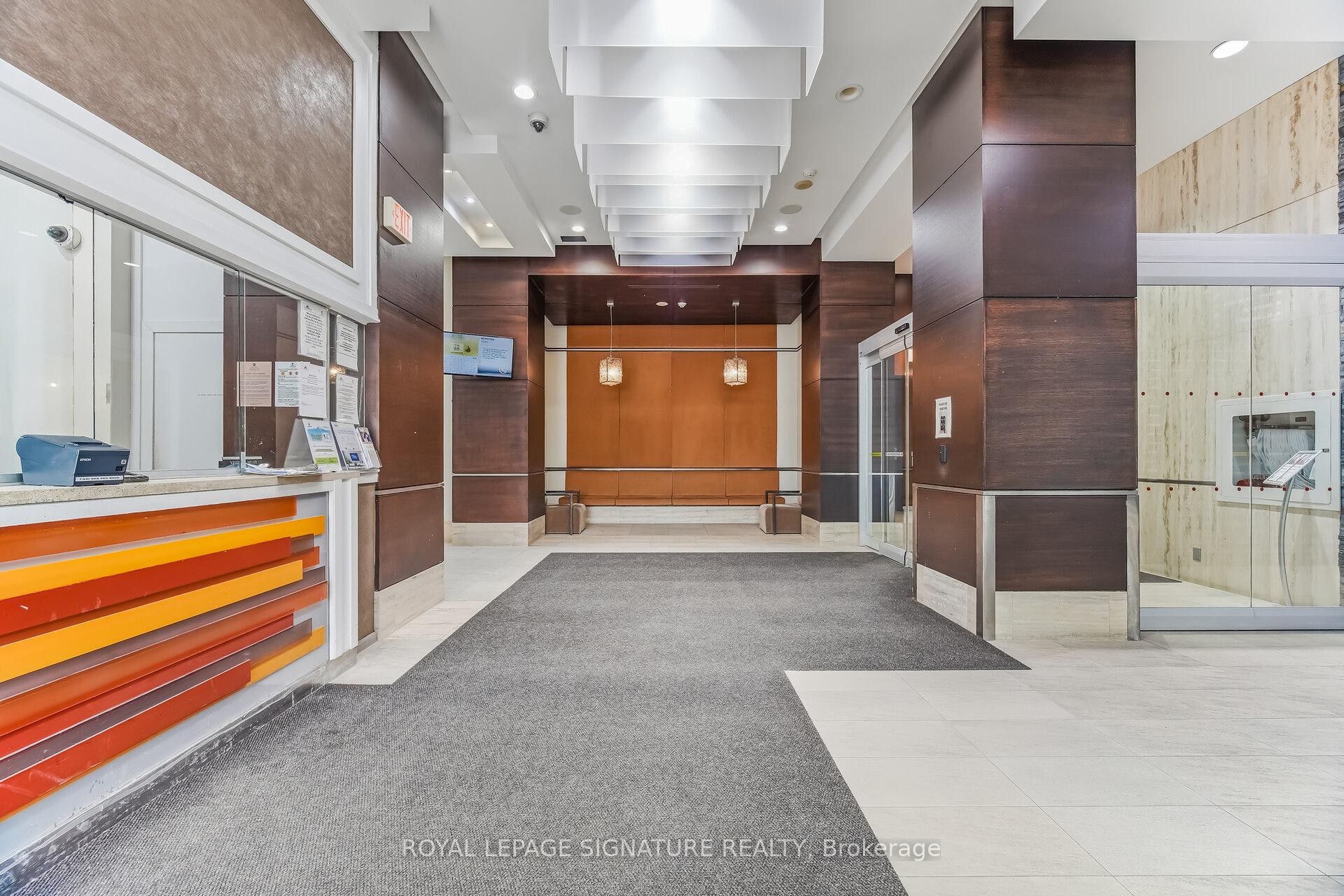 









330


Burnhamthorpe

Road West, 1402,
Mississauga,




ON
L5B 0E1

