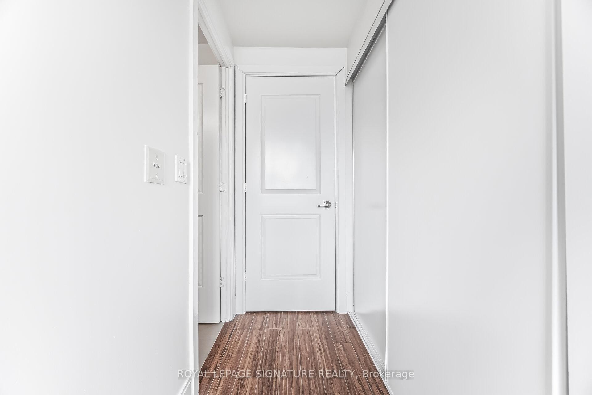 









330


Burnhamthorpe

Road West, 1402,
Mississauga,




ON
L5B 0E1

