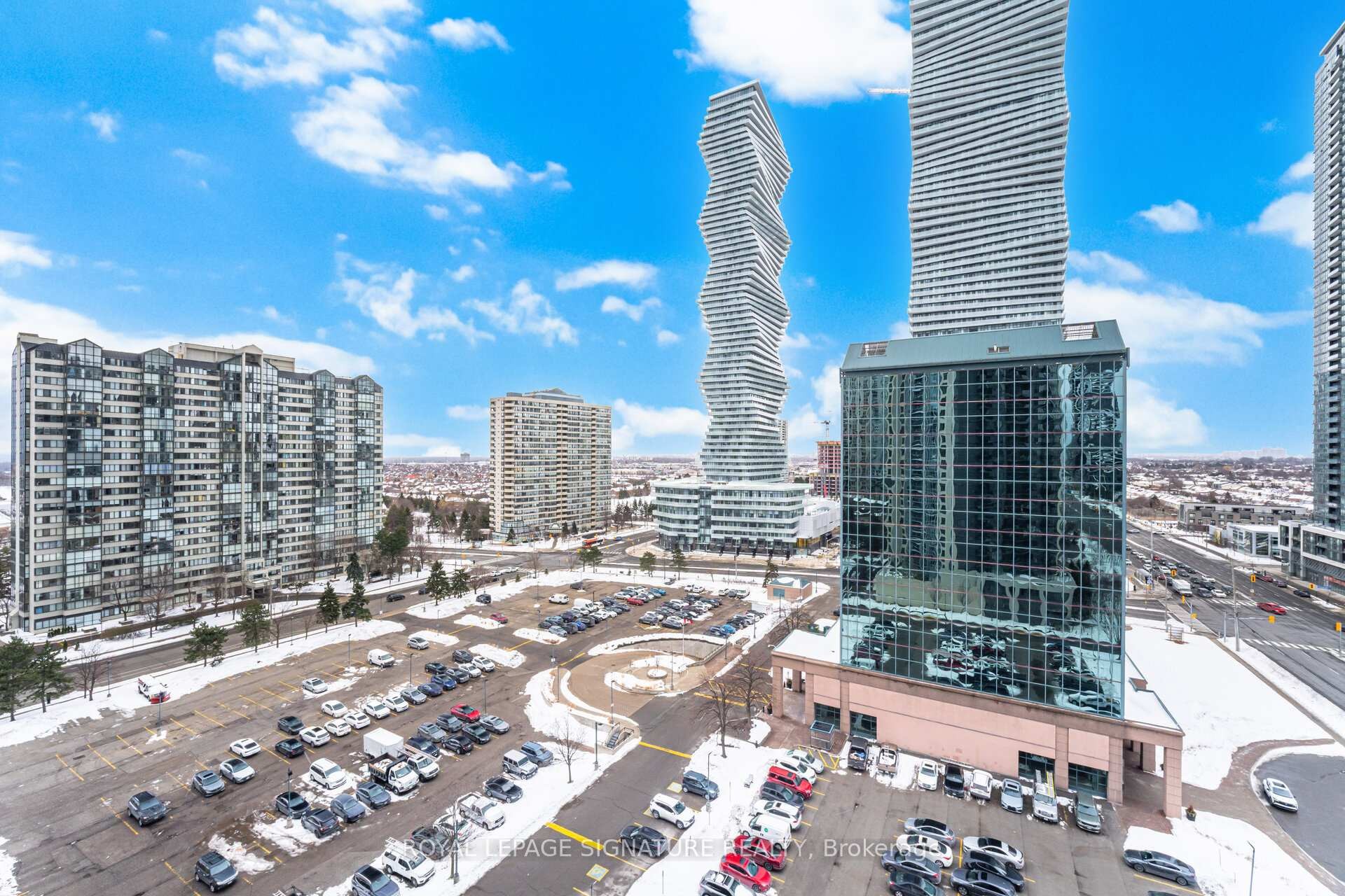 









330


Burnhamthorpe

Road West, 1402,
Mississauga,




ON
L5B 0E1

