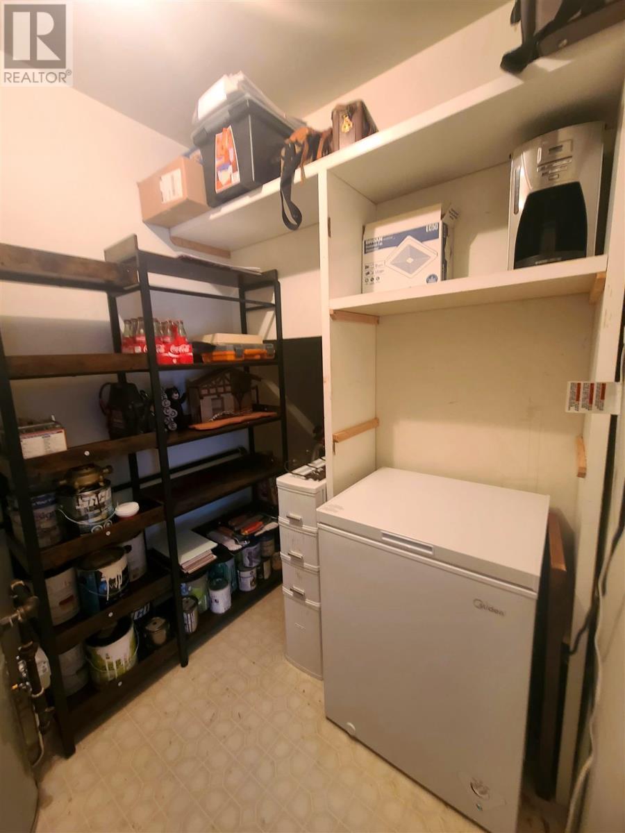 












8 Capital PL

,
Elliot Lake,




Ontario
P5A1P8

