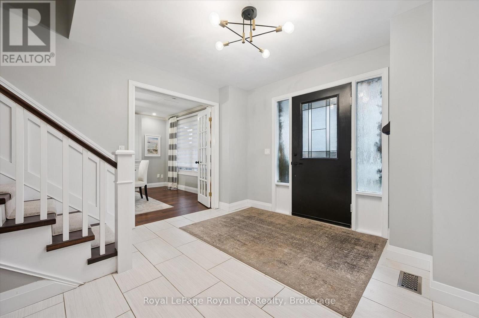 












60 HANDS DRIVE

,
Guelph (Kortright East),




Ontario
N1G3H3

