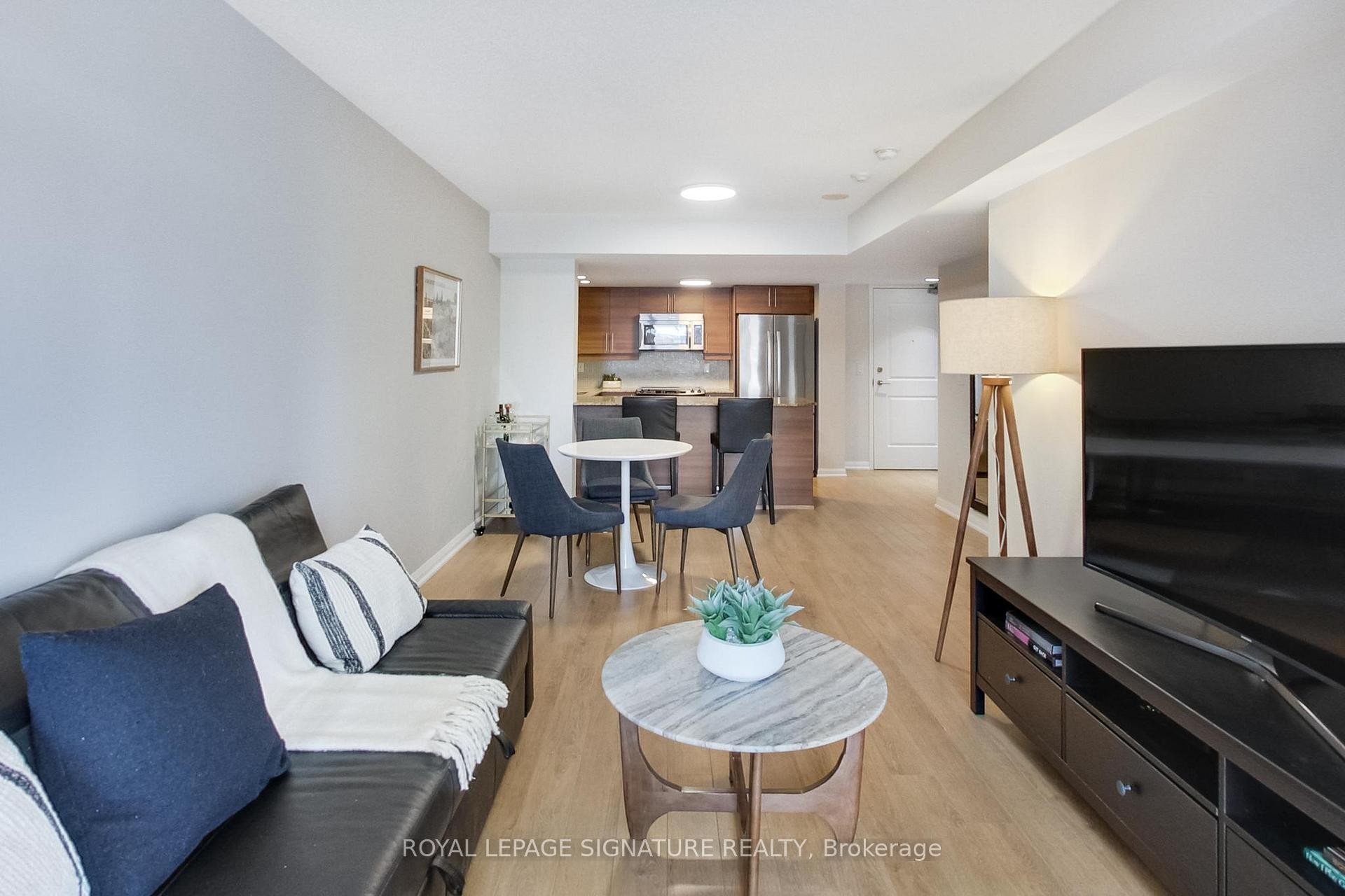 









85


East Liberty

Street, 1016,
Toronto,




ON
M6K 3R4

