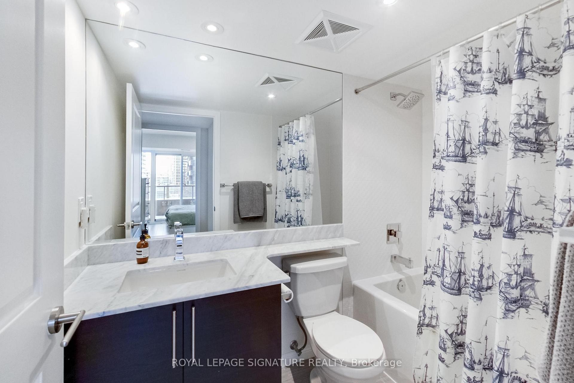 









85


East Liberty

Street, 1016,
Toronto,




ON
M6K 3R4

