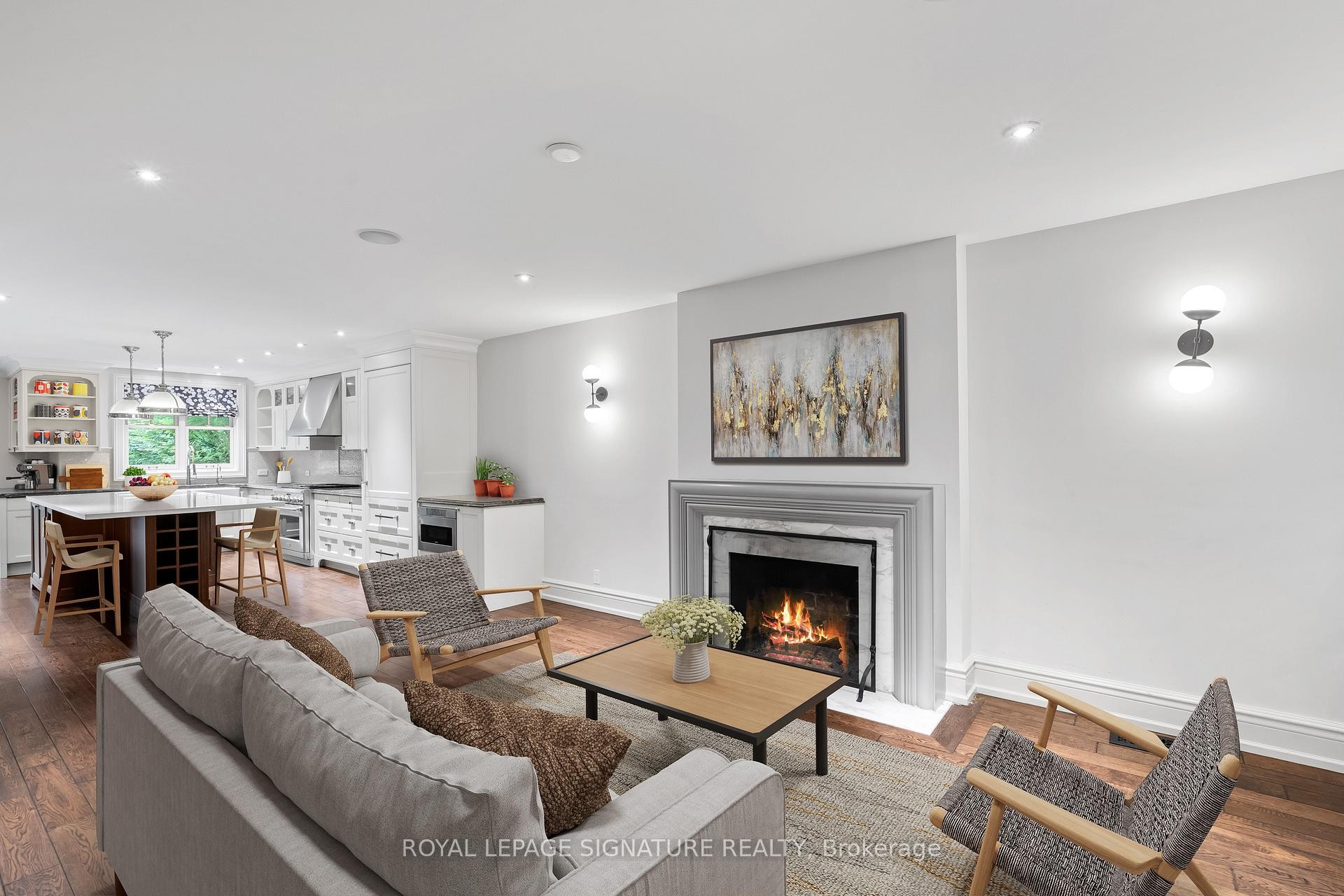 









26


Buckingham

Avenue,
Toronto,




ON
M4N 1R2

