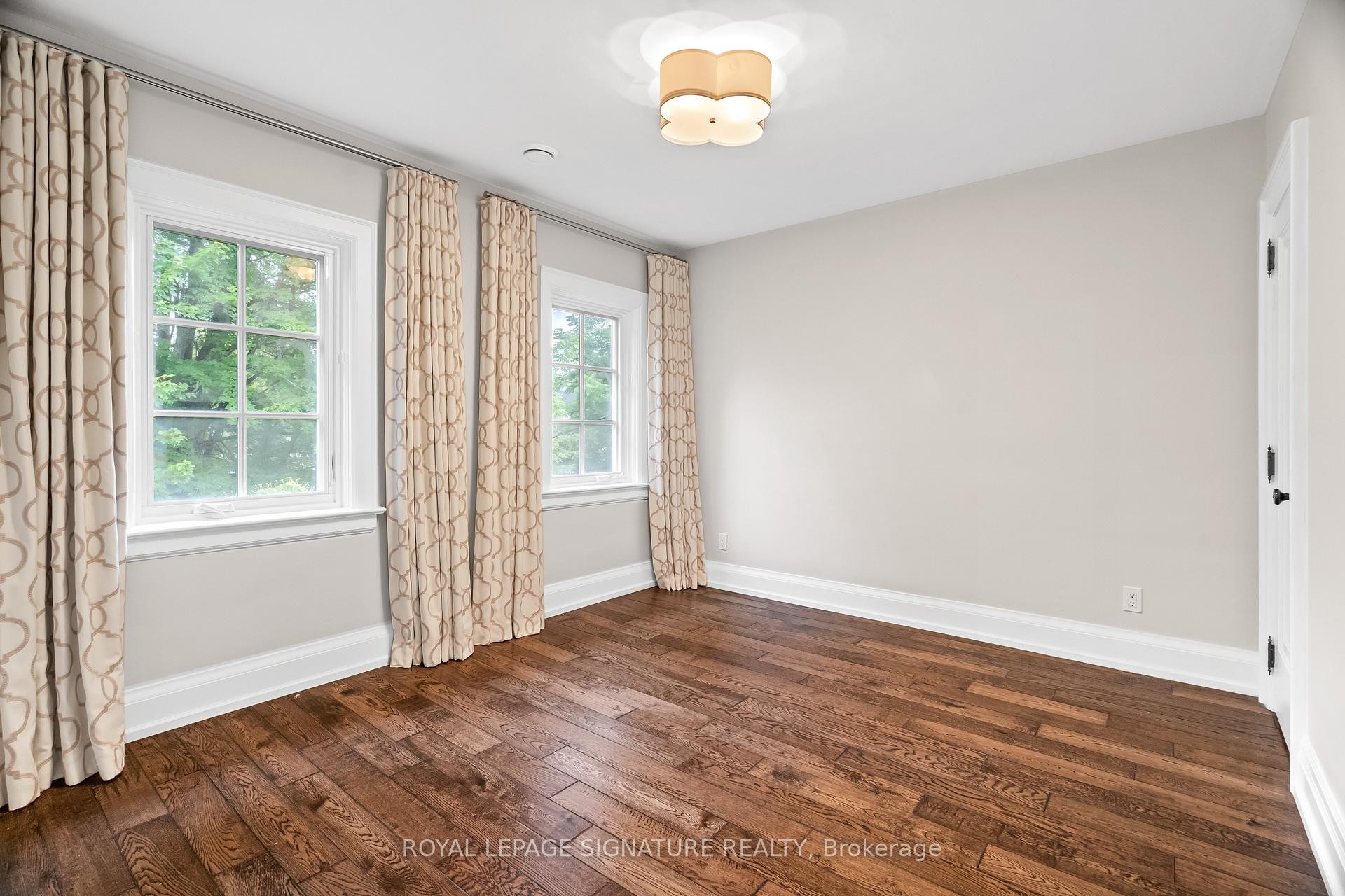 









26


Buckingham

Avenue,
Toronto,




ON
M4N 1R2

