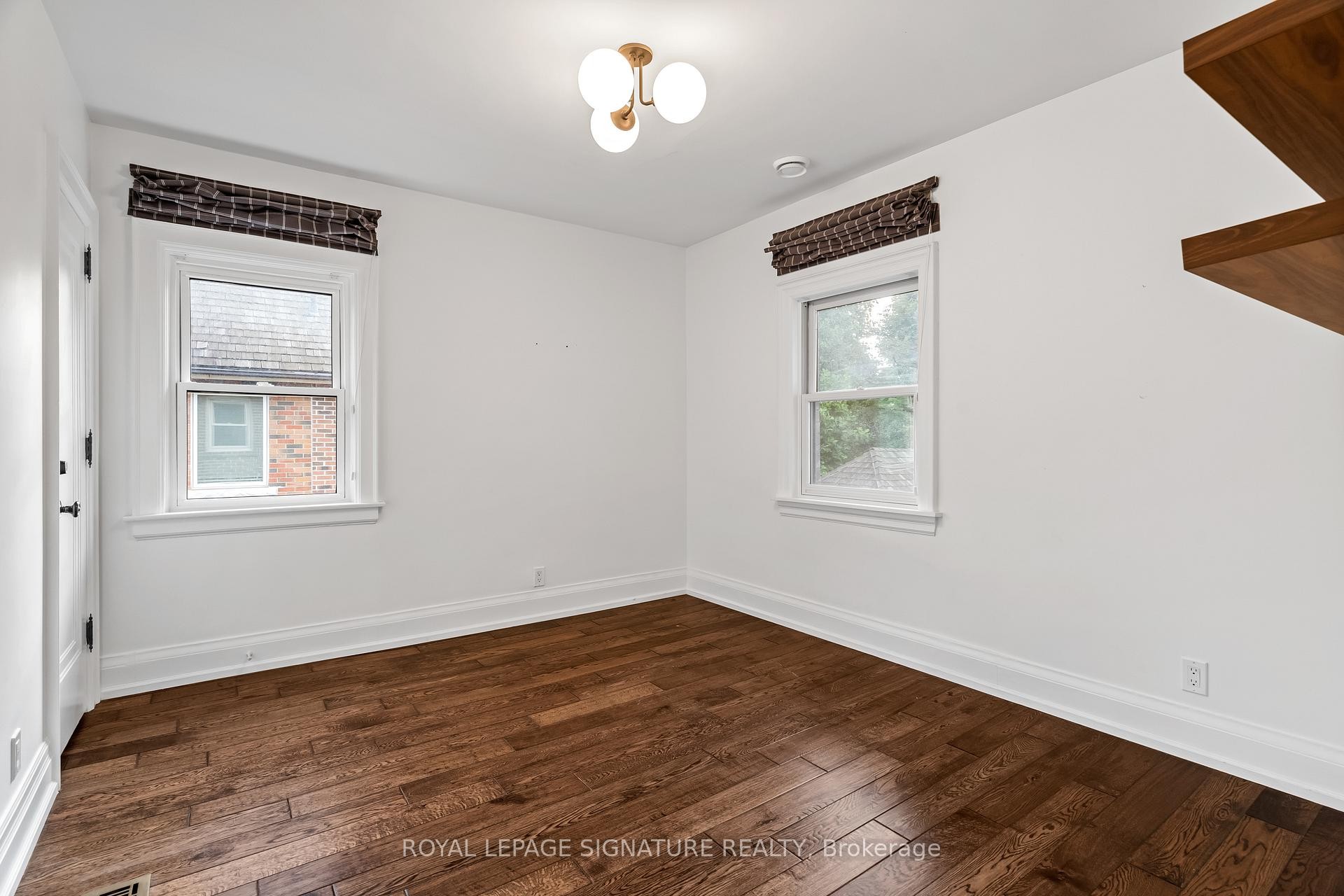 









26


Buckingham

Avenue,
Toronto,




ON
M4N 1R2

