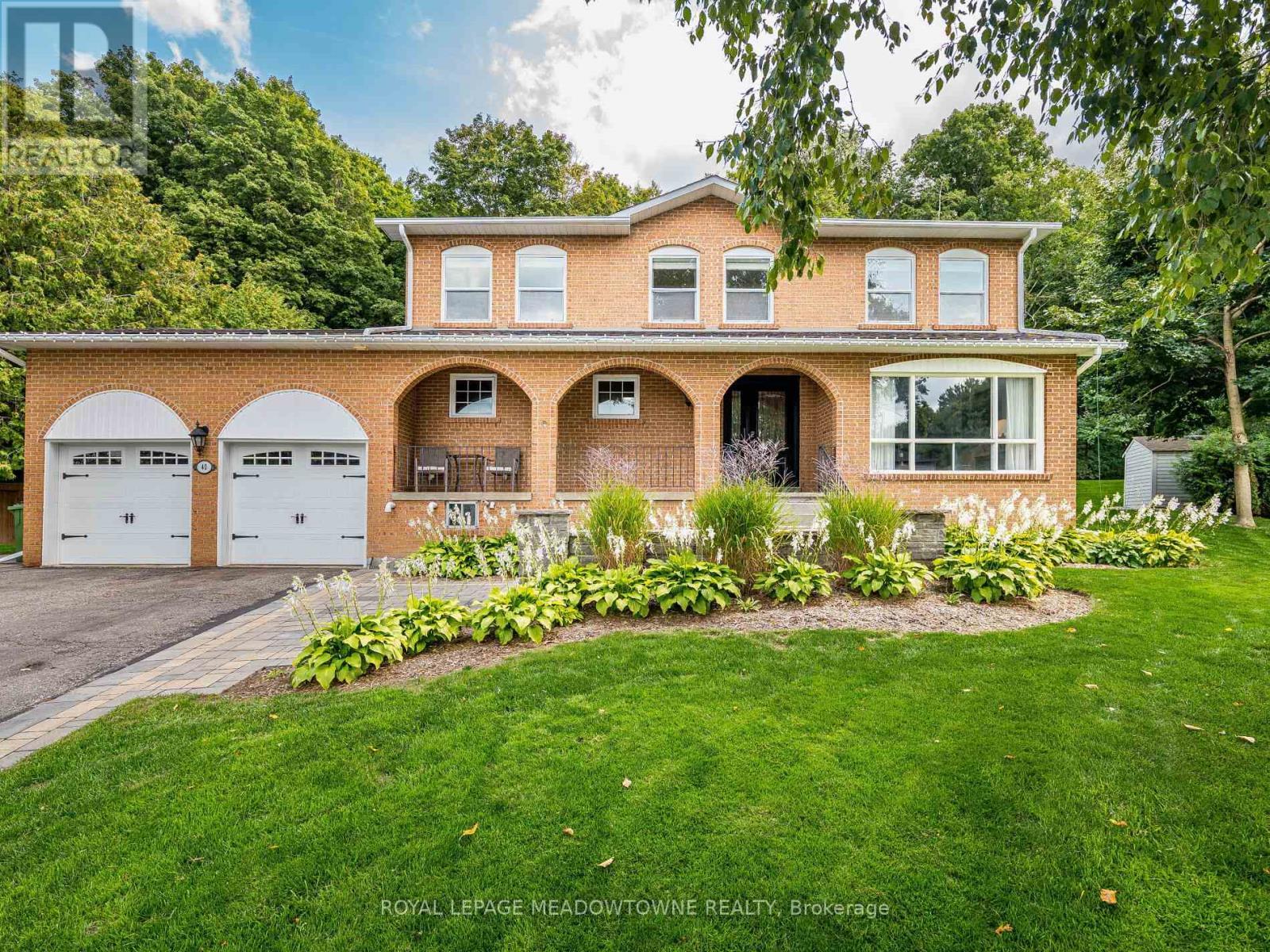












40 HILLTOP DRIVE

,
Caledon,




Ontario
L7C1H6

