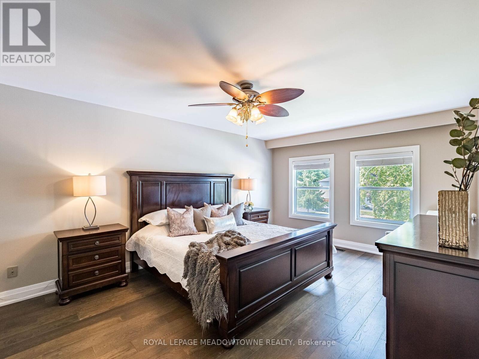 












40 HILLTOP DRIVE

,
Caledon,




Ontario
L7C1H6

