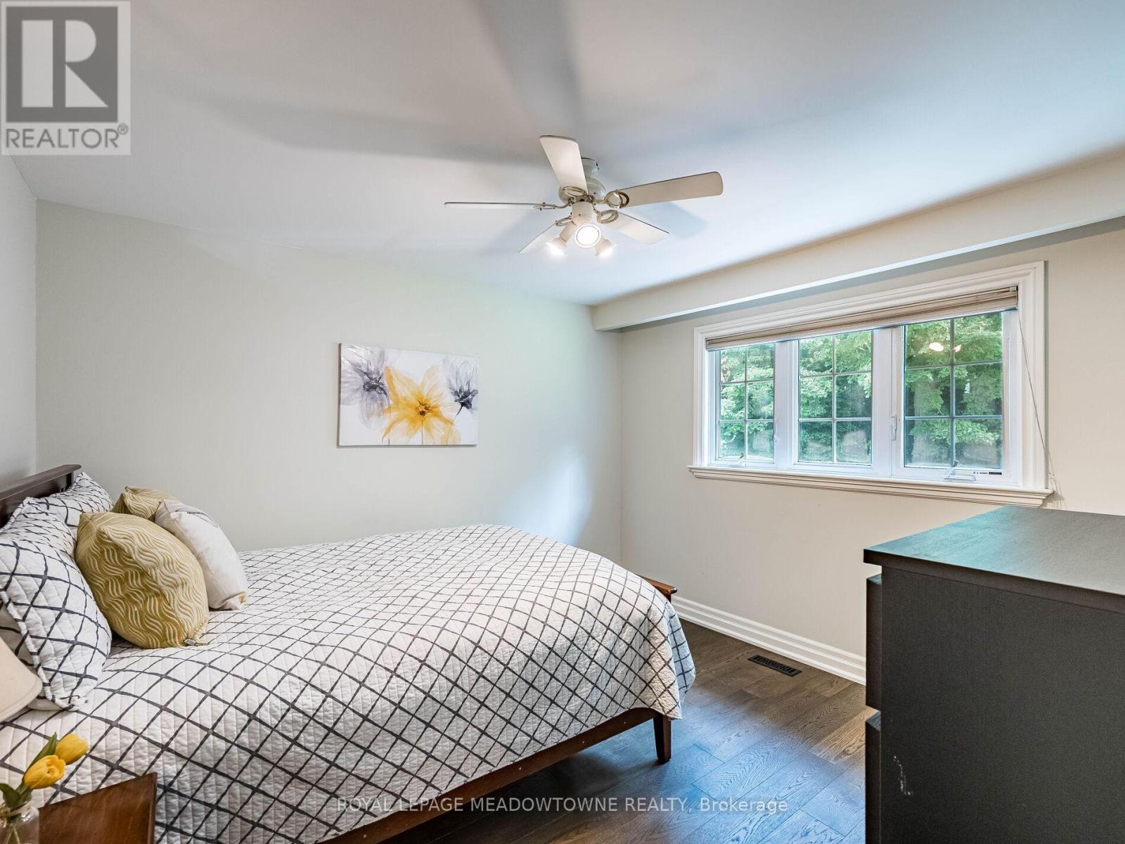 












40 HILLTOP DRIVE

,
Caledon,




Ontario
L7C1H6

