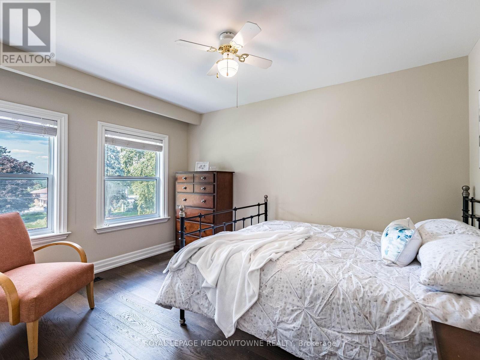 












40 HILLTOP DRIVE

,
Caledon,




Ontario
L7C1H6

