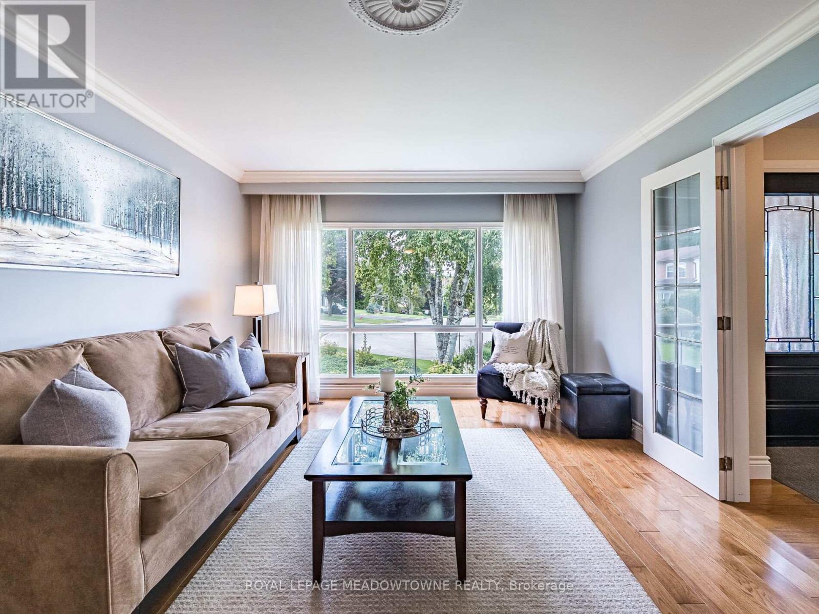 












40 HILLTOP DRIVE

,
Caledon,




Ontario
L7C1H6

