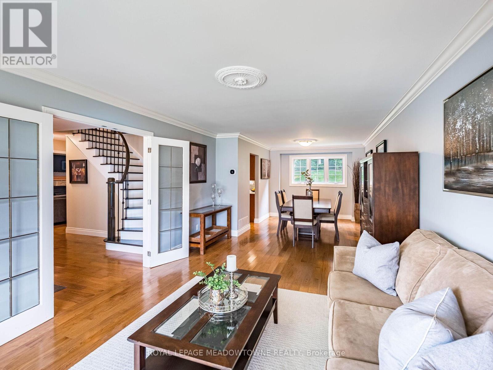 












40 HILLTOP DRIVE

,
Caledon,




Ontario
L7C1H6

