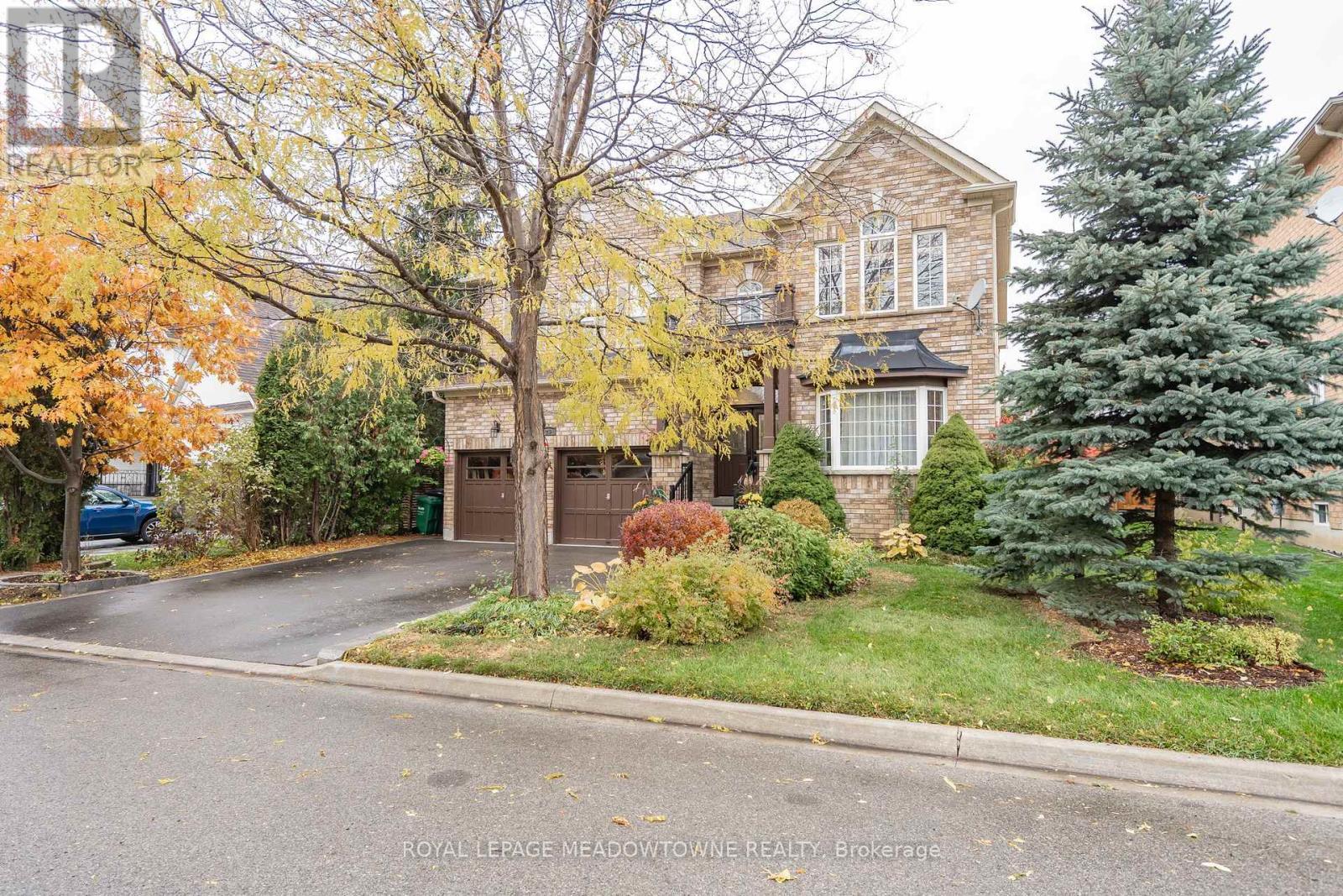 












26 EMPEROR DRIVE

,
Brampton,




Ontario
L6P1X5

