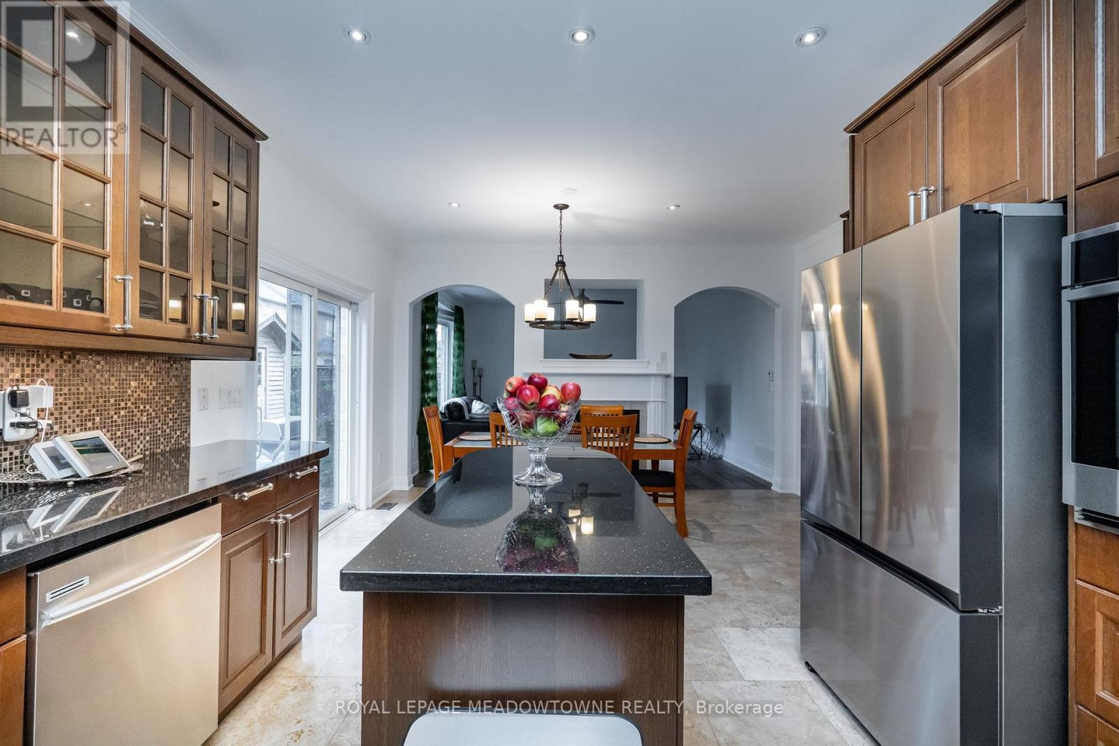 












26 EMPEROR DRIVE

,
Brampton,




Ontario
L6P1X5

