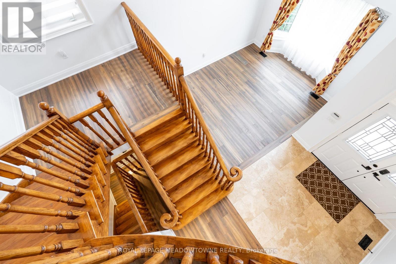 












26 EMPEROR DRIVE

,
Brampton,




Ontario
L6P1X5

