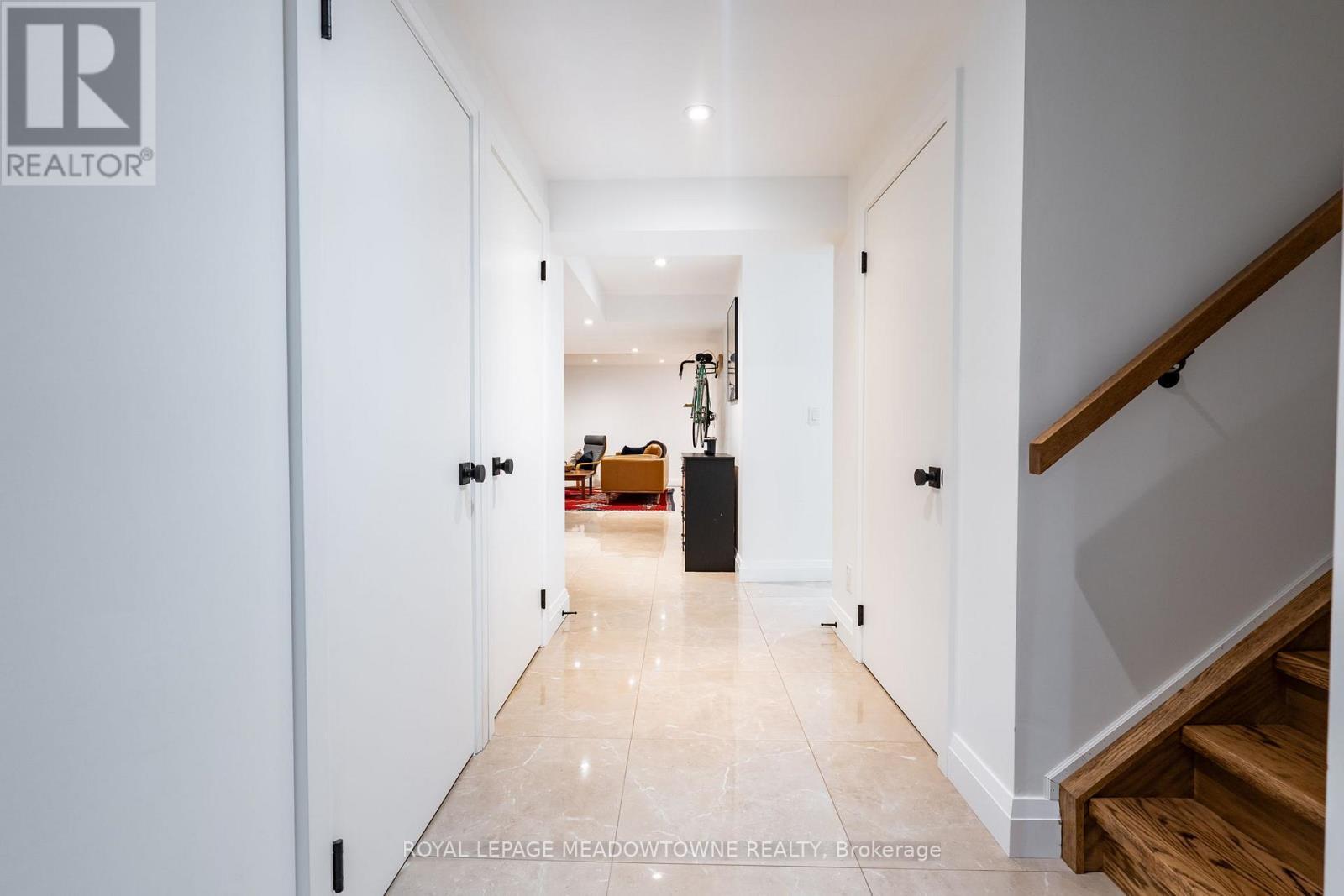 












26 EMPEROR DRIVE

,
Brampton,




Ontario
L6P1X5

