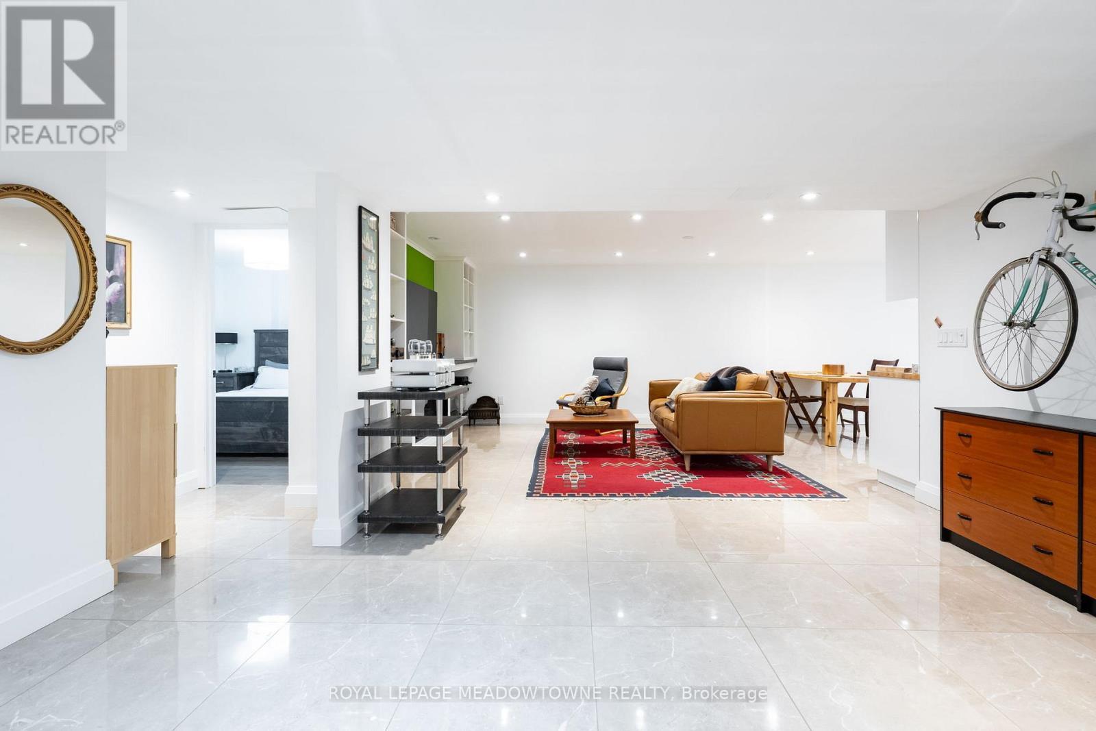 












26 EMPEROR DRIVE

,
Brampton,




Ontario
L6P1X5

