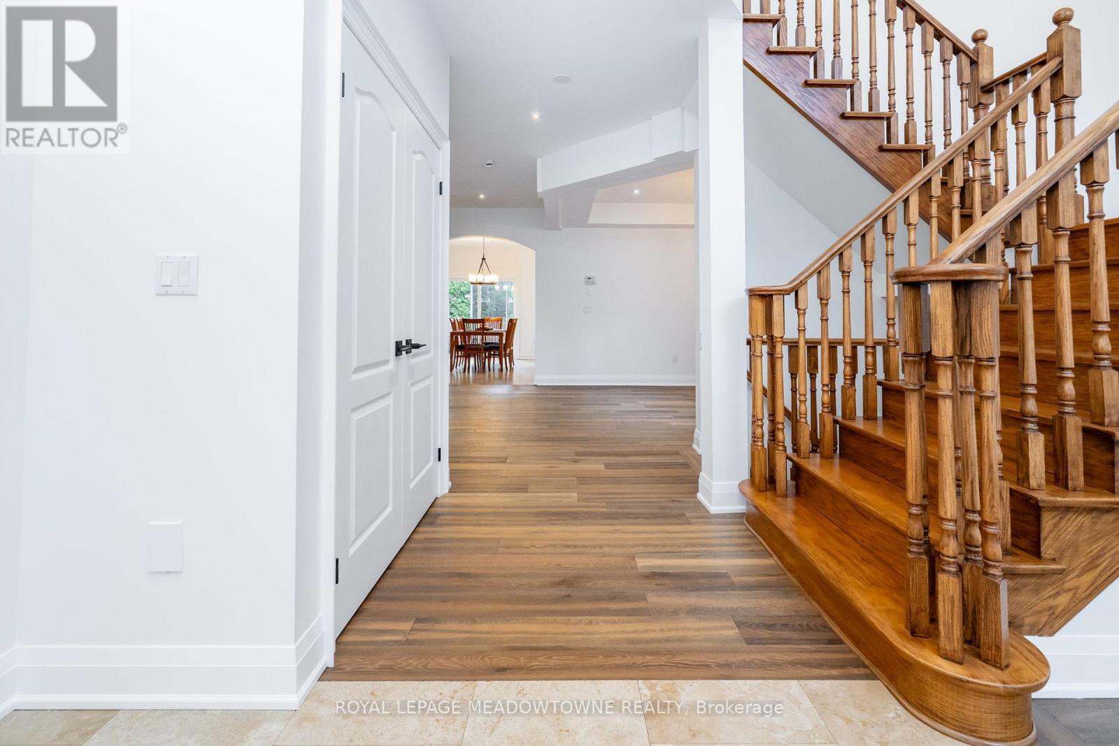 












26 EMPEROR DRIVE

,
Brampton,




Ontario
L6P1X5

