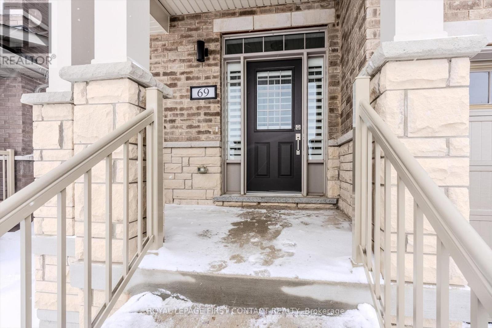 












69 KIRKWOOD WAY

,
Barrie,




Ontario
L9J0K7

