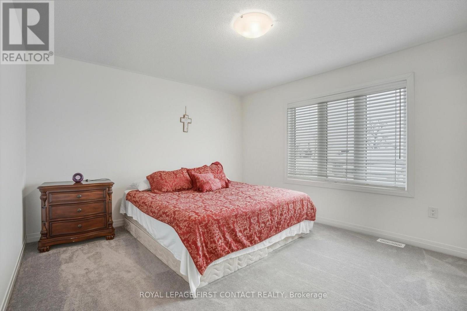 












69 KIRKWOOD WAY

,
Barrie,




Ontario
L9J0K7

