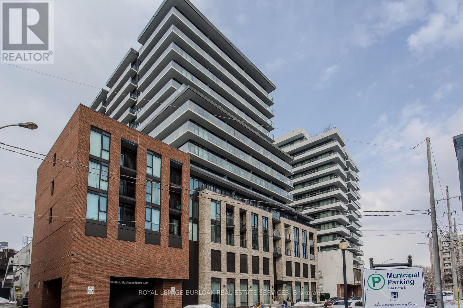 












1509 - 1 JARVIS STREET

,
Hamilton,




Ontario
L8R3J2

