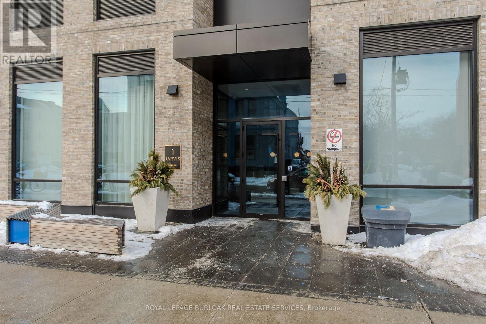 












1509 - 1 JARVIS STREET

,
Hamilton,




Ontario
L8R3J2

