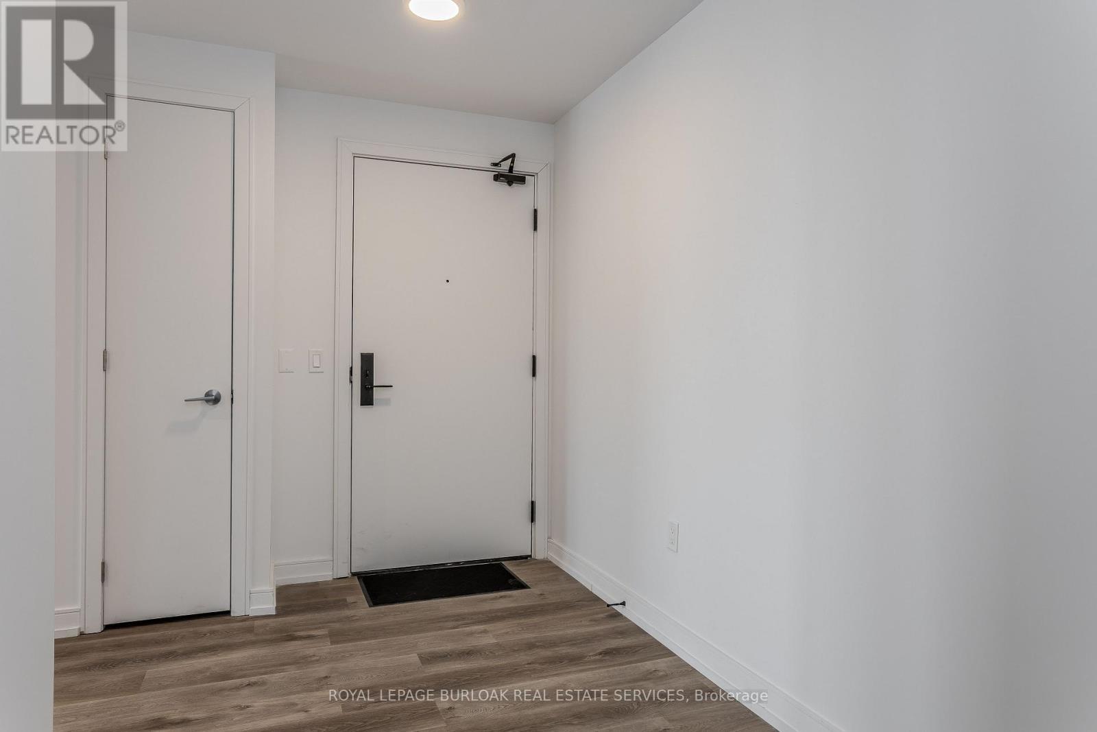 












1509 - 1 JARVIS STREET

,
Hamilton,




Ontario
L8R3J2

