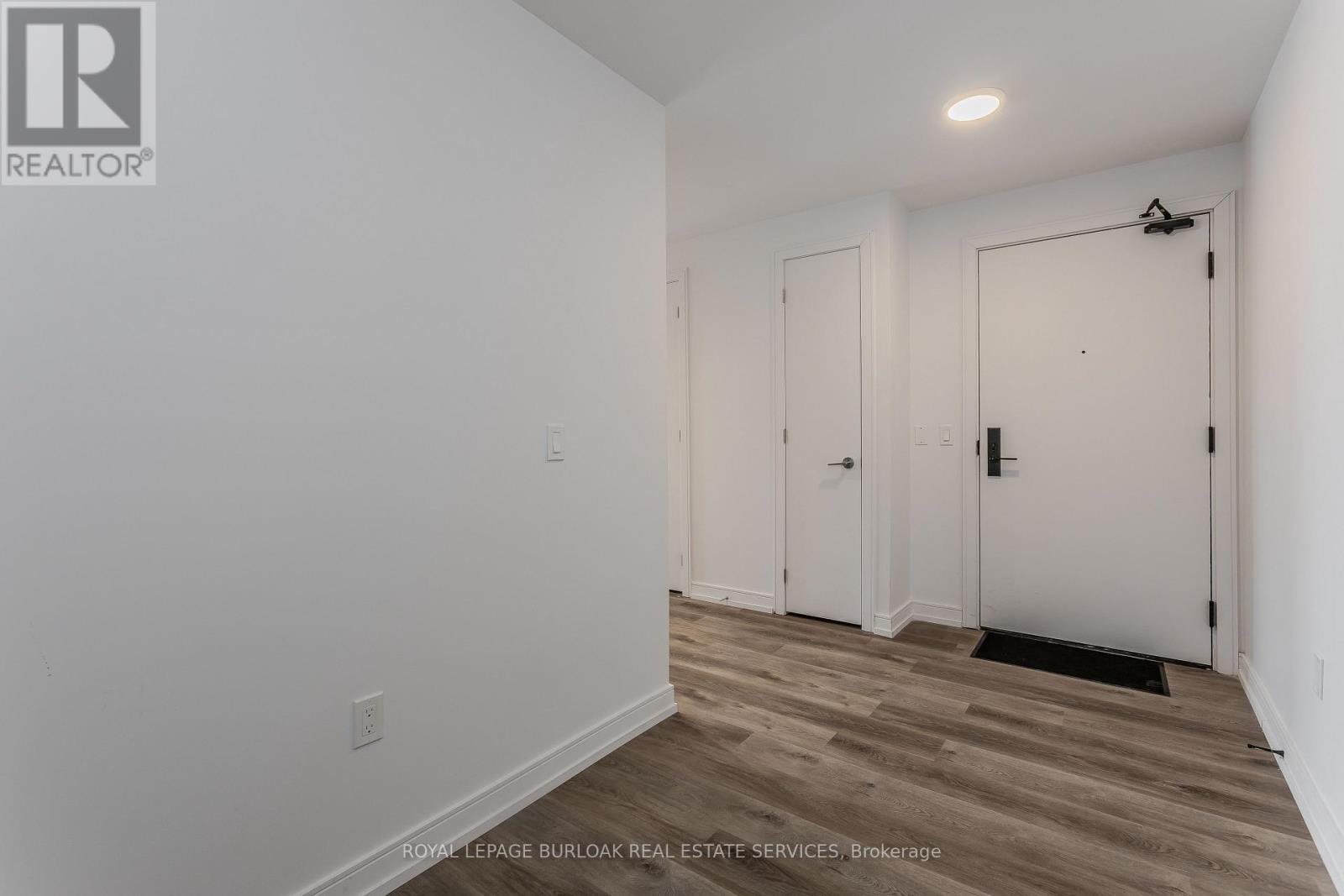 












1509 - 1 JARVIS STREET

,
Hamilton,




Ontario
L8R3J2

