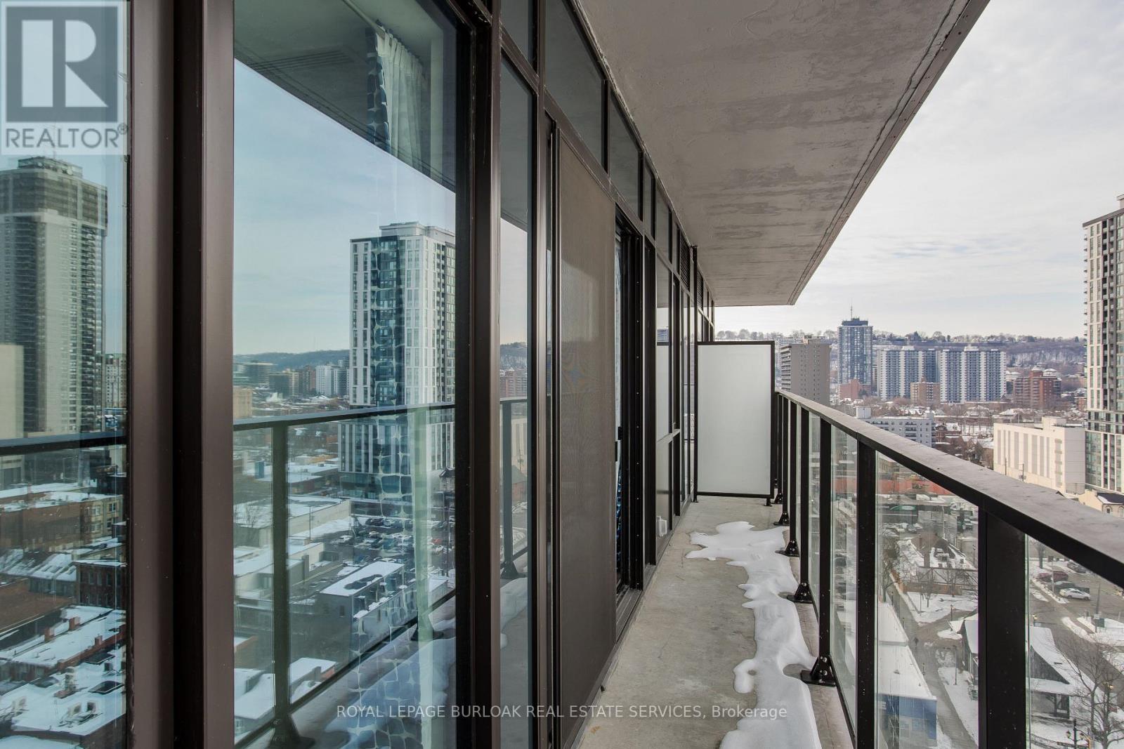 












1509 - 1 JARVIS STREET

,
Hamilton,




Ontario
L8R3J2

