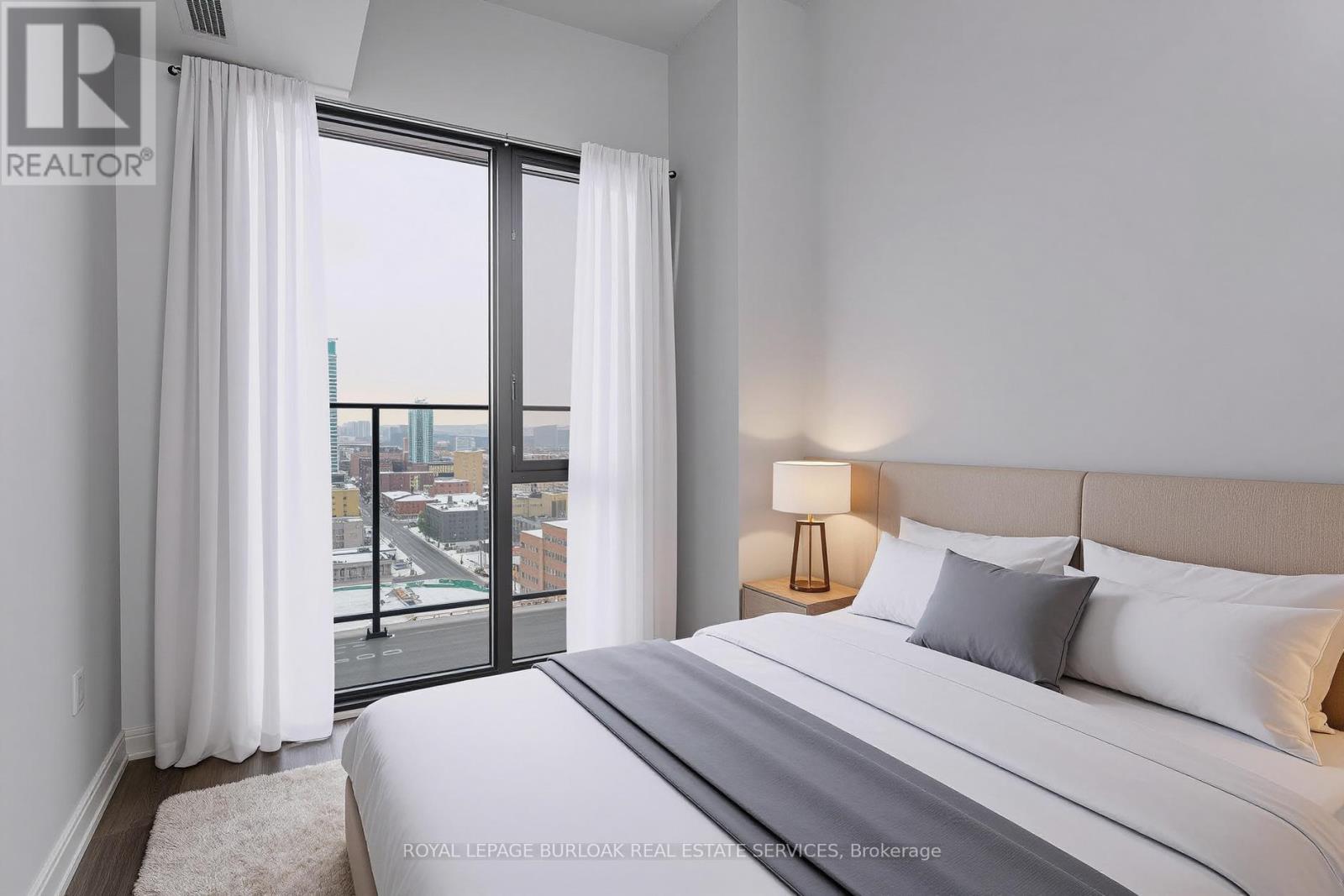 












1509 - 1 JARVIS STREET

,
Hamilton,




Ontario
L8R3J2

