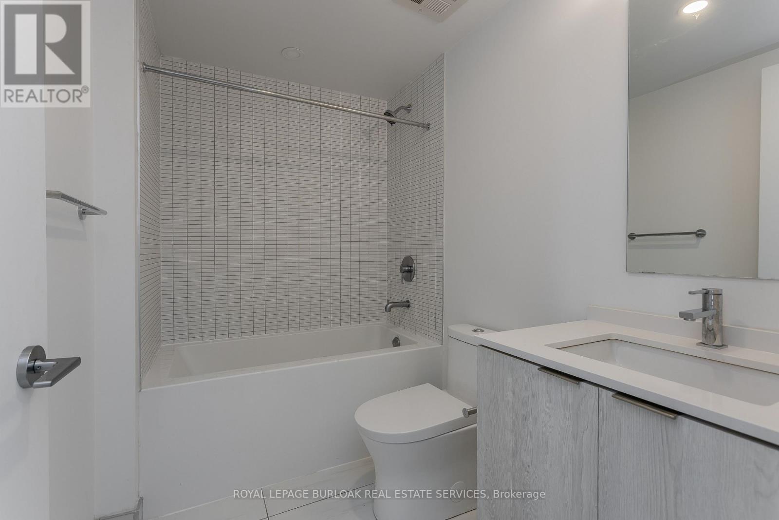 












1509 - 1 JARVIS STREET

,
Hamilton,




Ontario
L8R3J2

