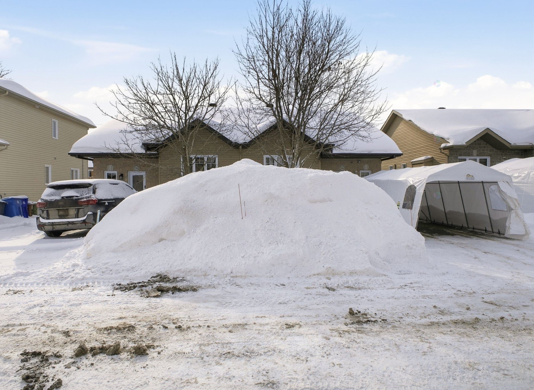 









784


Rue Albert-Fillion

,
Gatineau (Buckingham),




QC
J8L0V2

