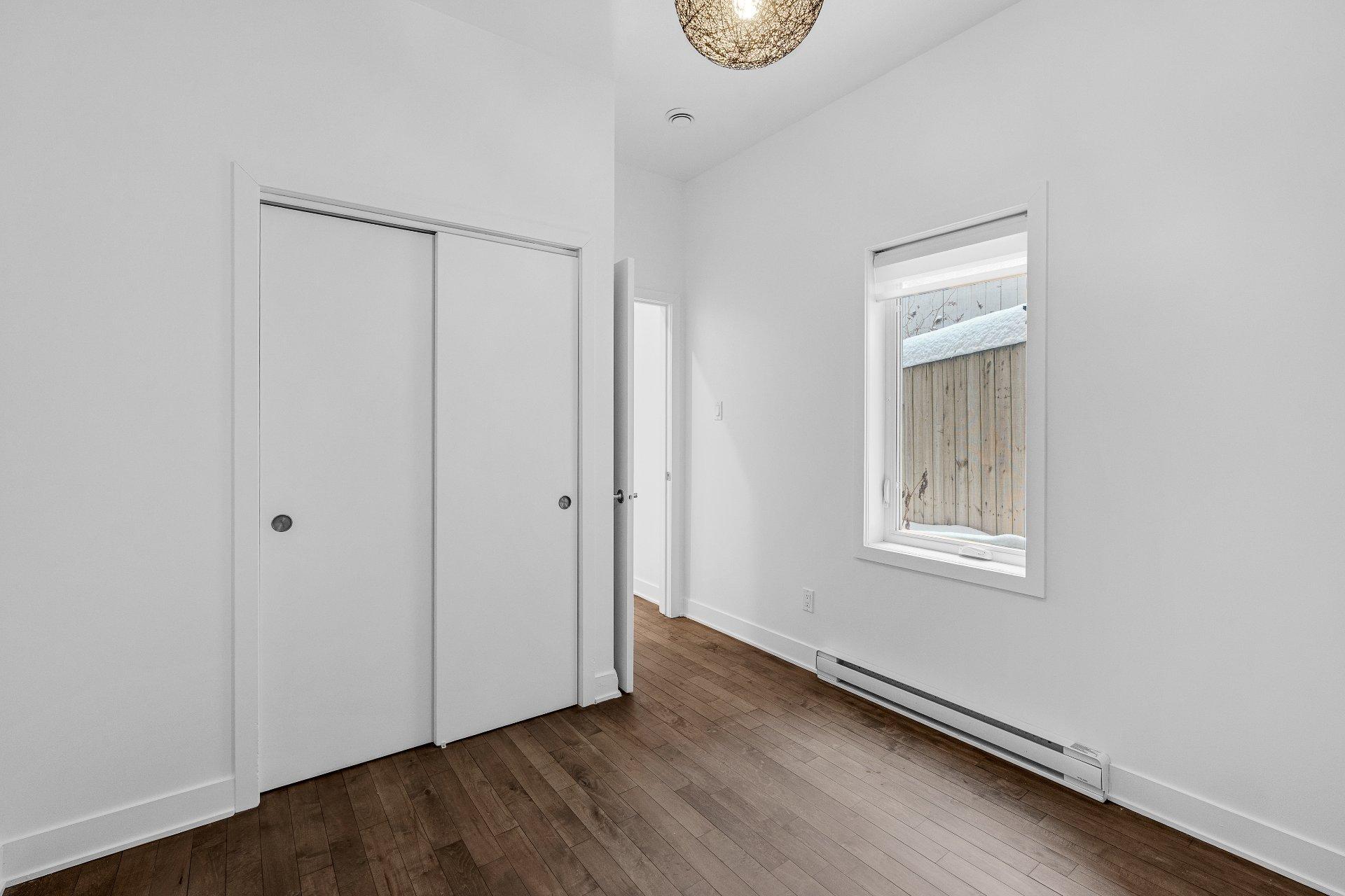 









1208


Rue du Fort

, 104,
Montréal (Ville-Marie),




QC
H3H2B3

